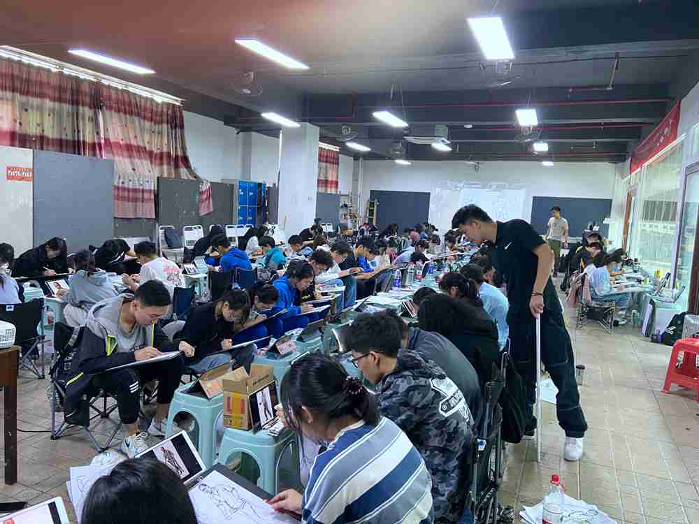 經過廣州美術高考班圍墻魔鬼特訓后的你們！聯考一定必勝，05