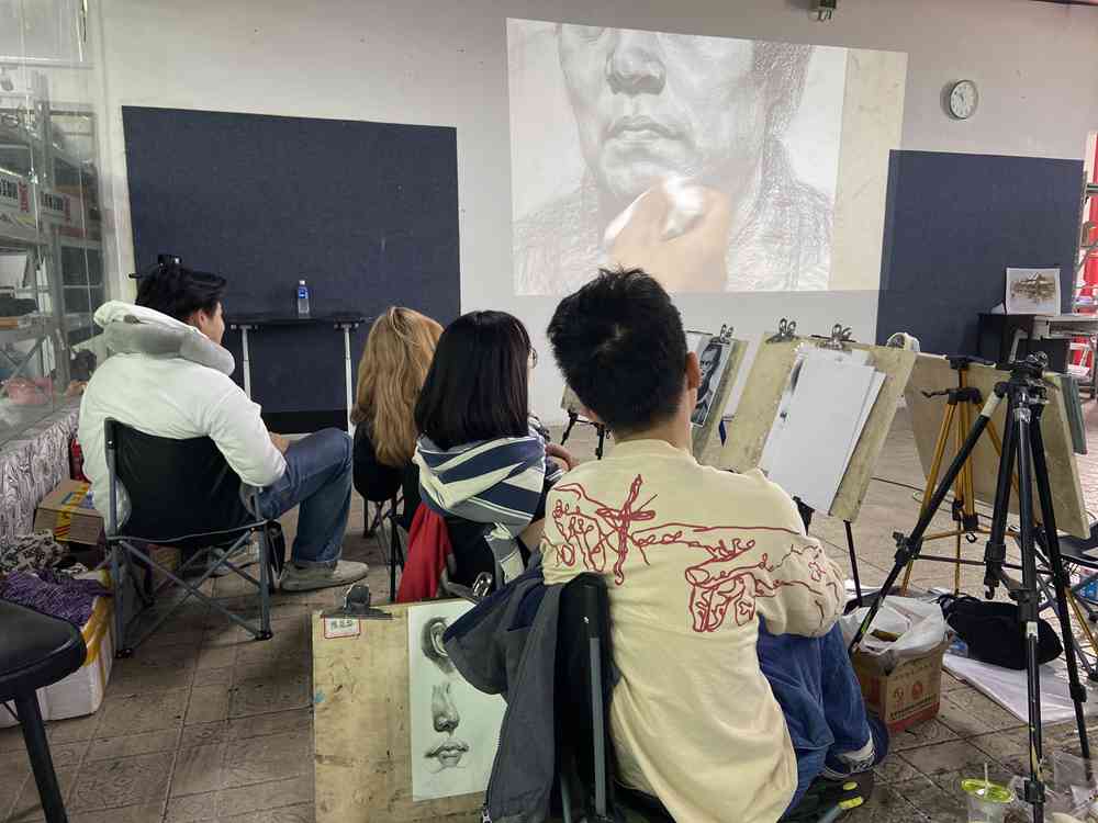 經過廣州美術高考班圍墻魔鬼特訓后的你們！聯考一定必勝，21